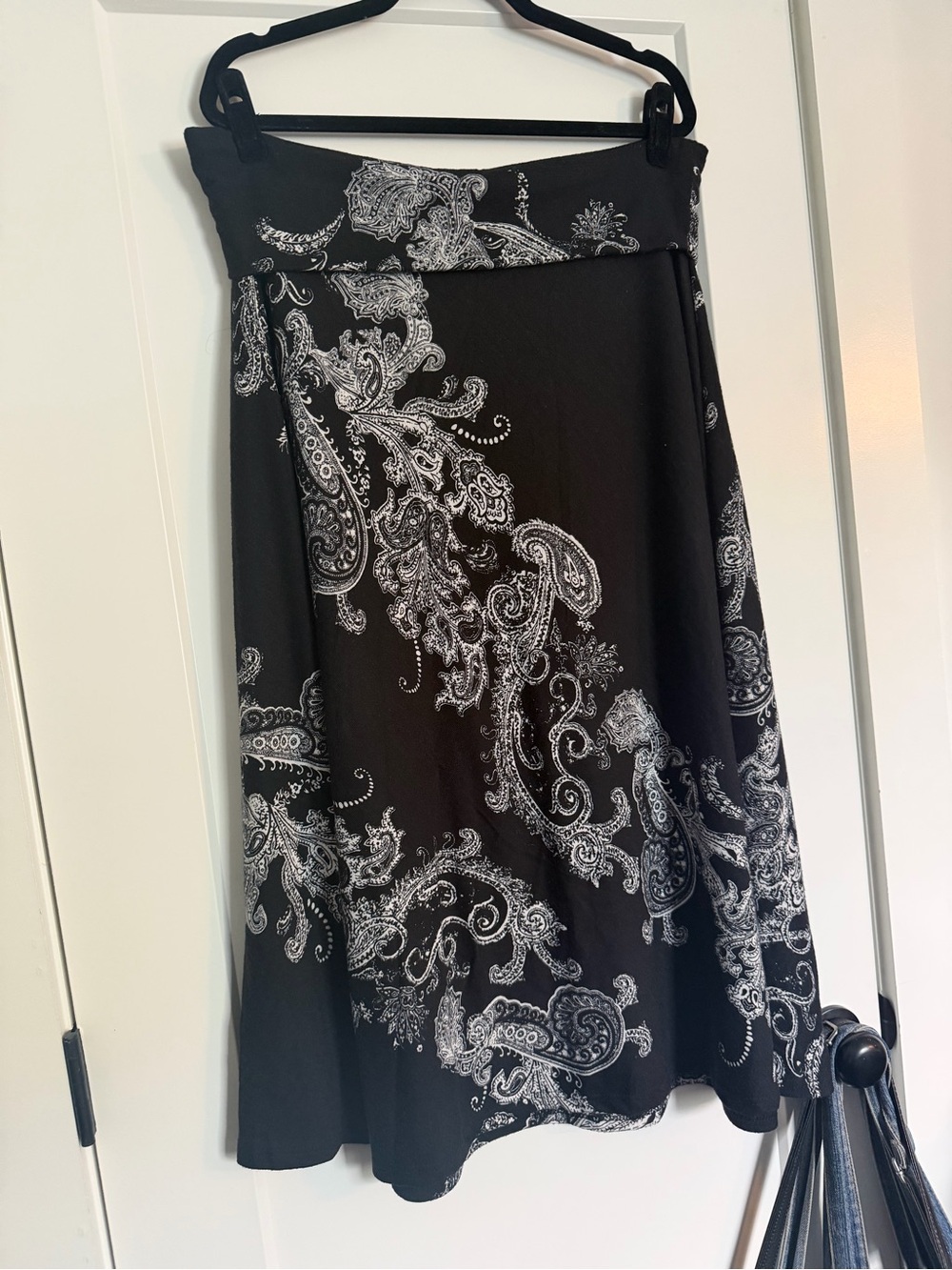 Allison Taylor Black & White Paisley Skirt